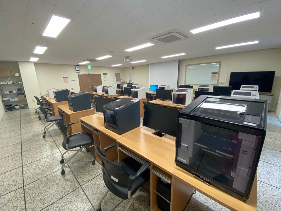 스페이스 전경 사진입니다_1