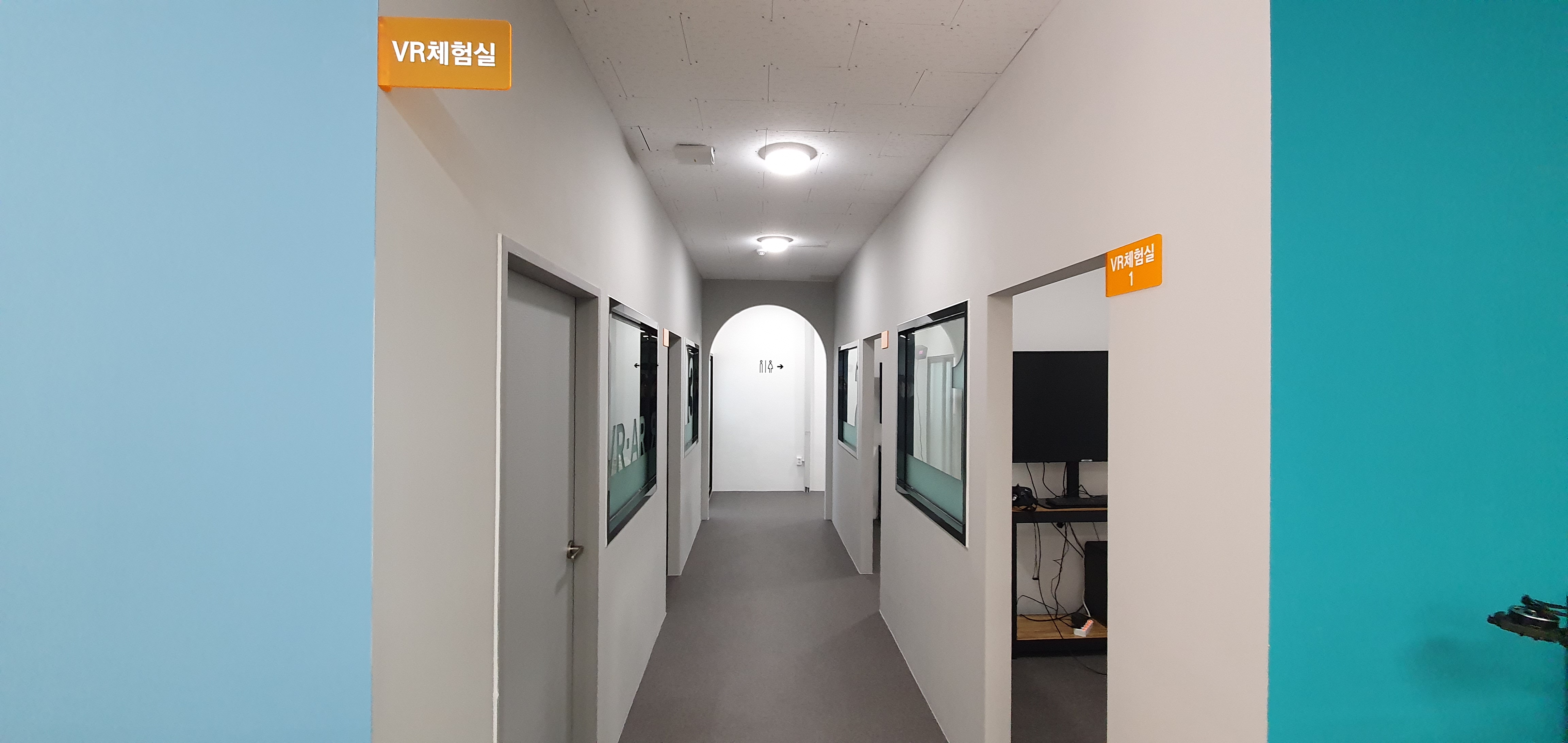 스페이스 전경 사진입니다_4