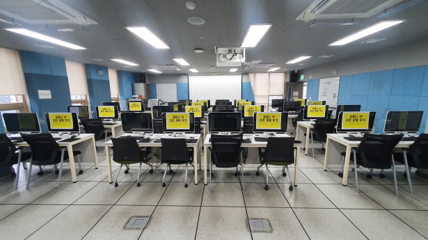 스페이스 전경 사진입니다_3