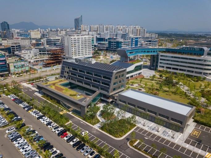 스페이스 전경 사진입니다_1